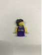 Lego Маленькая девочка в фиолетовом костюме с розами на нем